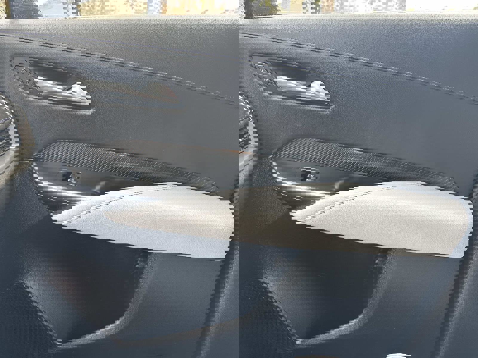 Certified 2024 Cadillac XT4 Sport image 23