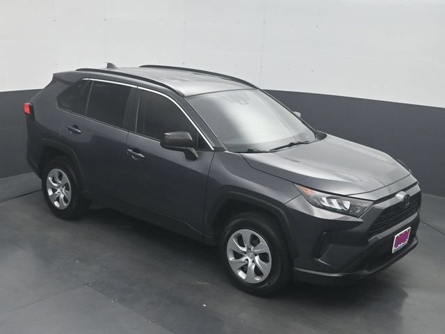 Used 2020 Toyota RAV4 LE FWD image 18