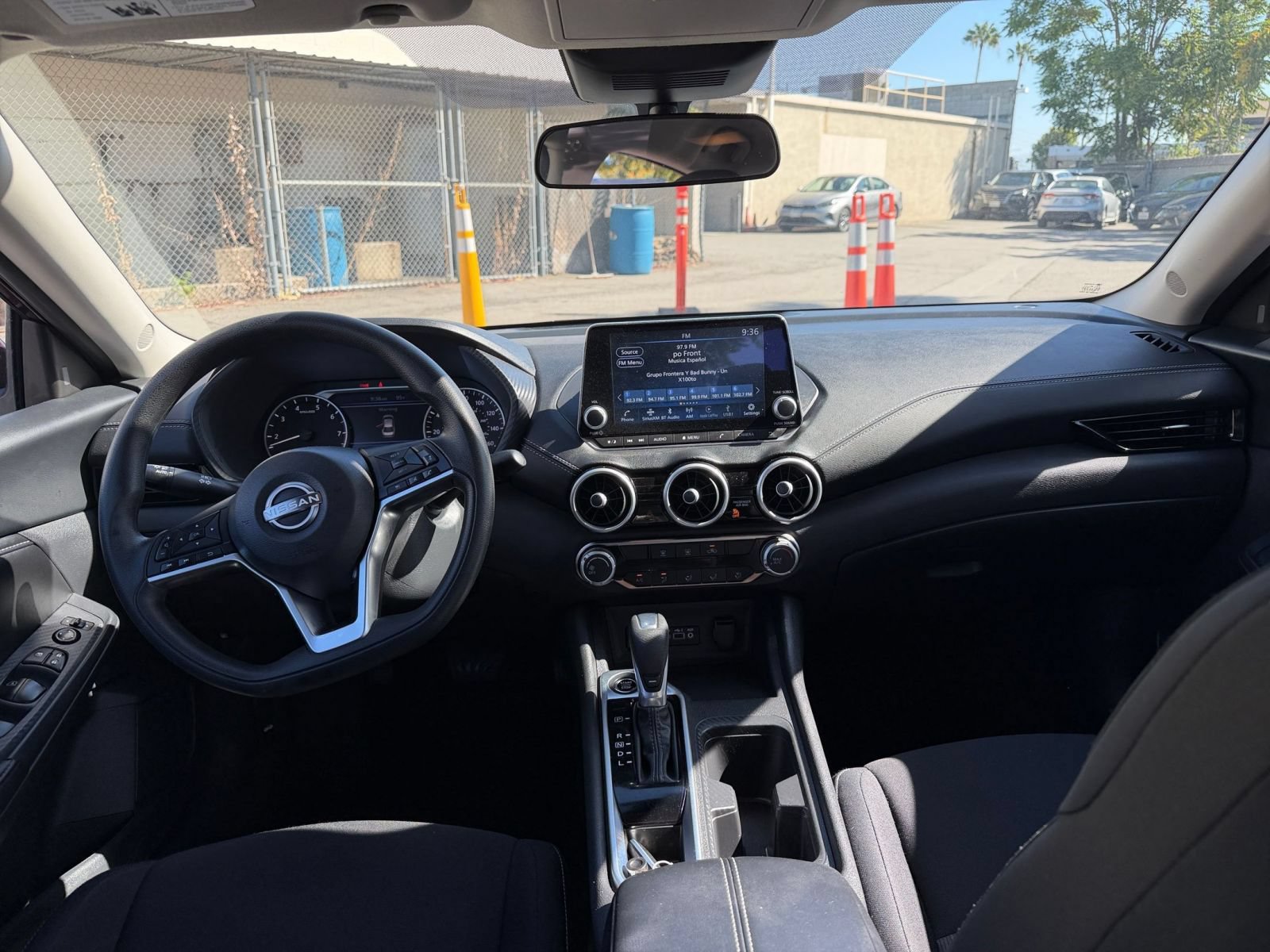 Used 2025 Nissan Sentra SV FWD image 31