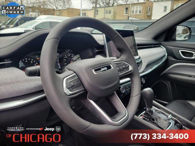 Certified 2024 Jeep Compass Latitude w/ Sun and Sound Group AWD/4WD image 17