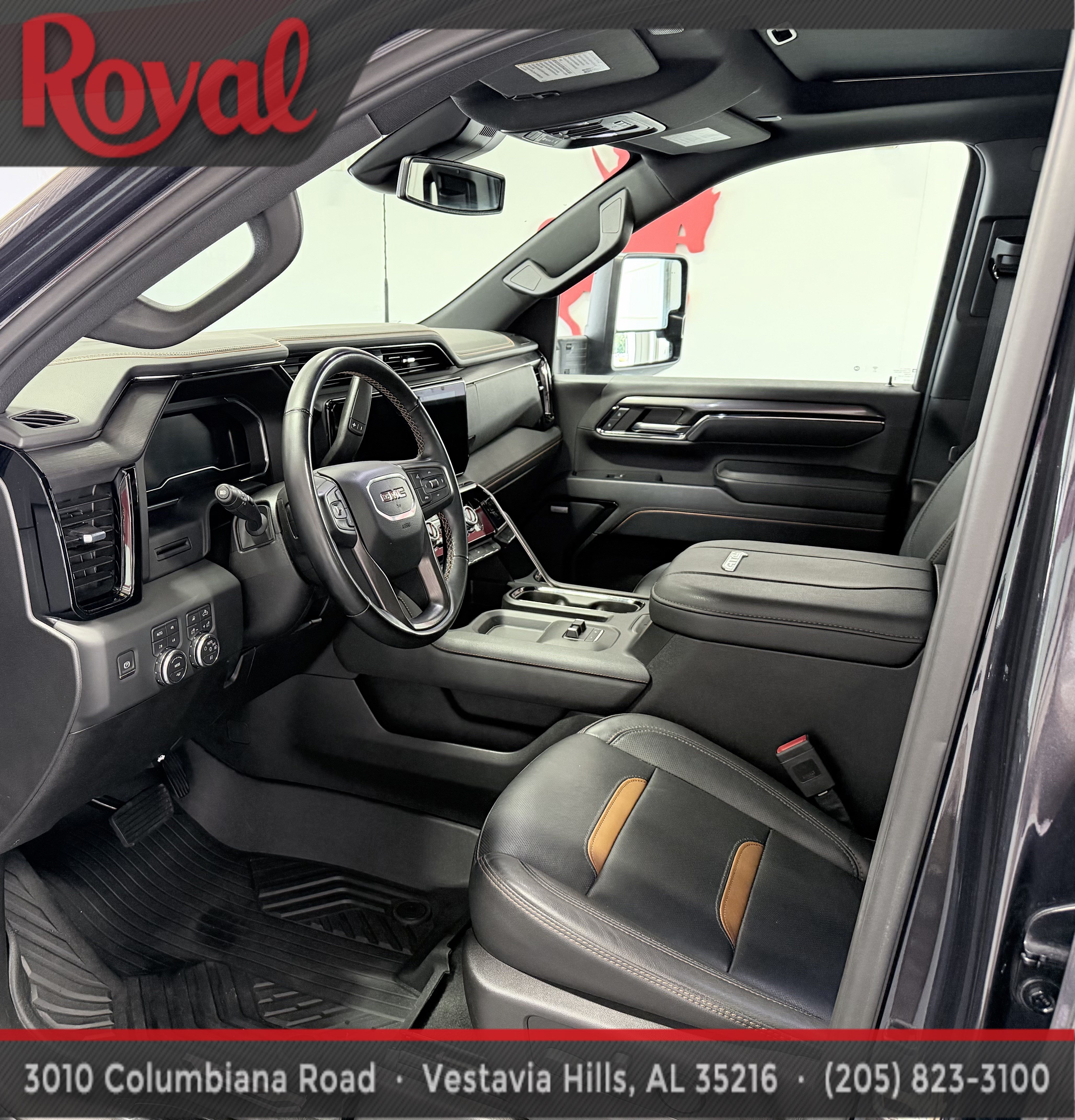 Used 2024 GMC Sierra 2500 AT4 w/ AT4 Preferred Package AWD/4WD image 11
