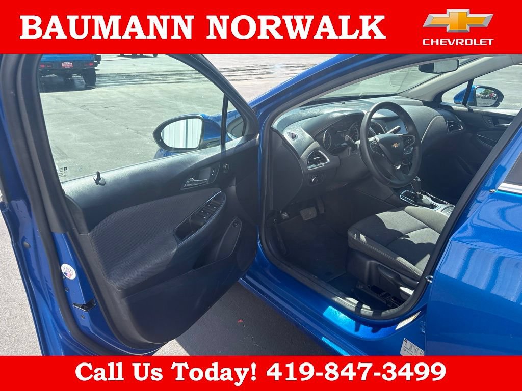 Used 2016 Chevrolet Cruze LT FWD image 18