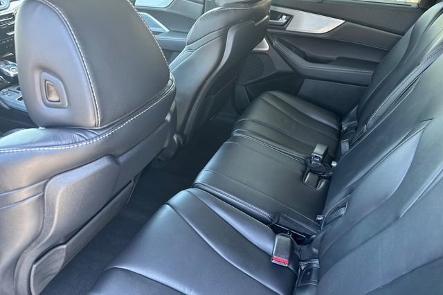 Used 2025 Acura MDX w/ Technology Package image 13