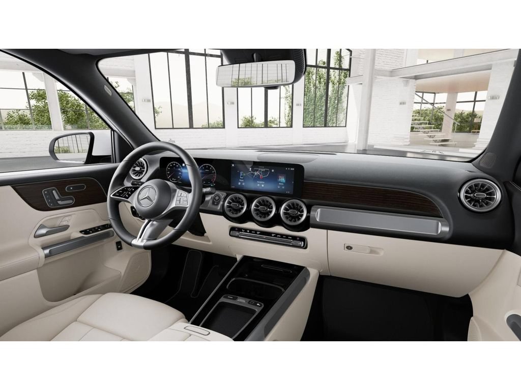 New 2026 Mercedes-Benz GLB 250 4MATIC image 6