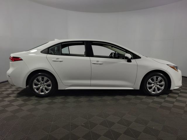 Used 2023 Toyota Corolla LE FWD image 10