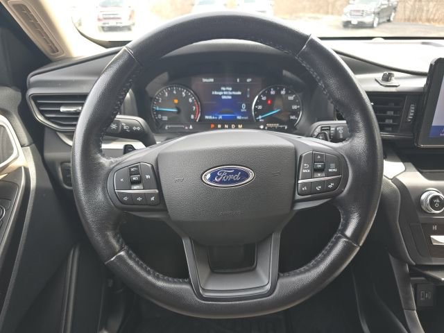 Used 2020 Ford Explorer XLT AWD/4WD image 9