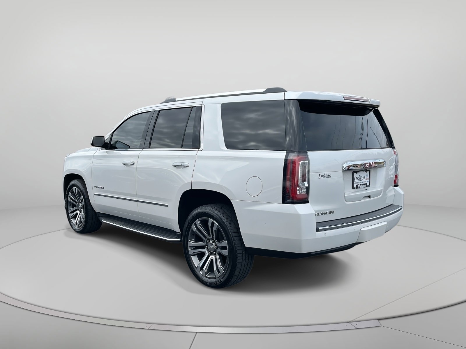 Used 2017 GMC Yukon Denali w/ Open Road Package image 6