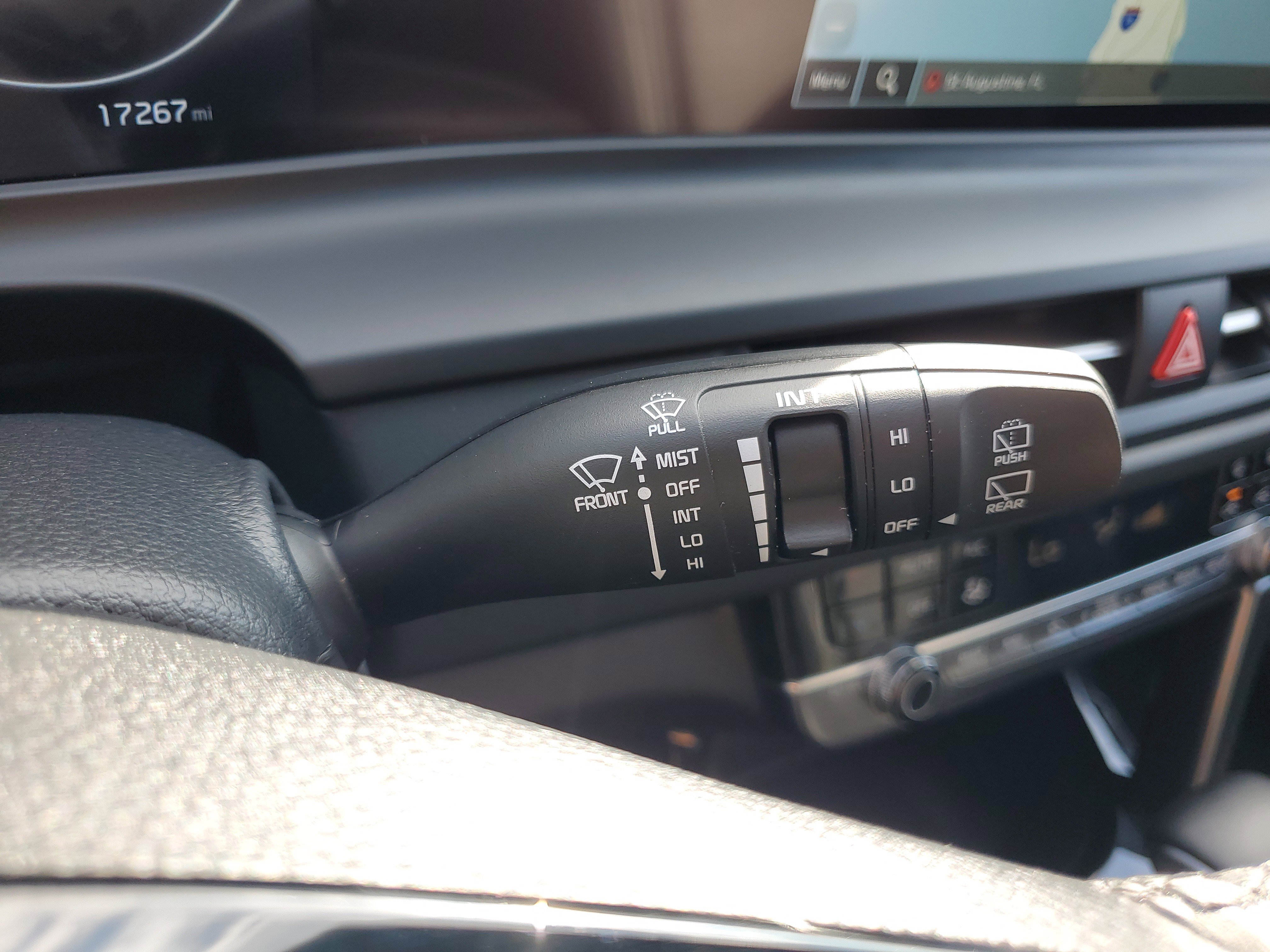 Certified 2025 Kia Seltos EX image 30