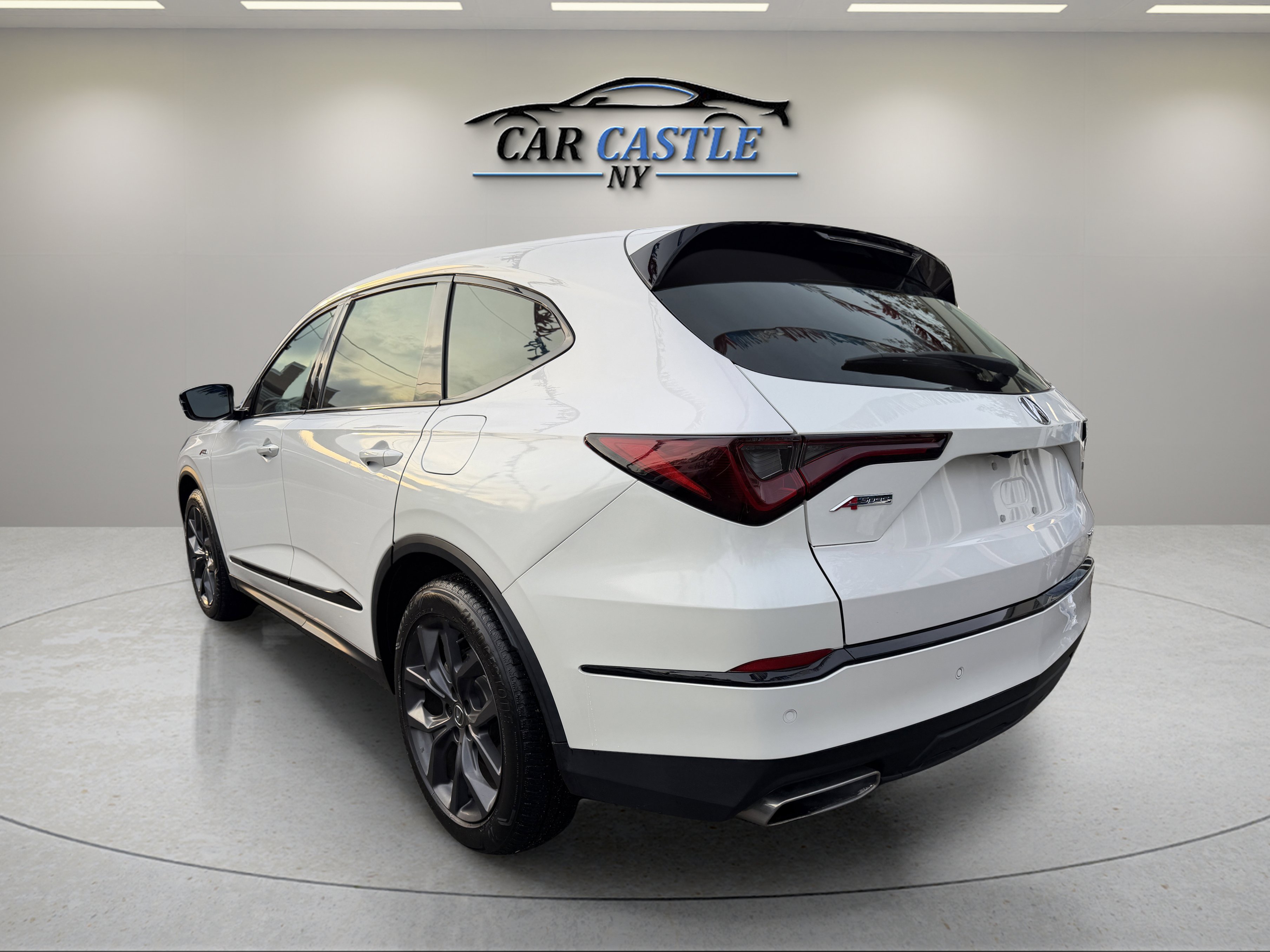 Used 2023 Acura MDX A-Spec image 11