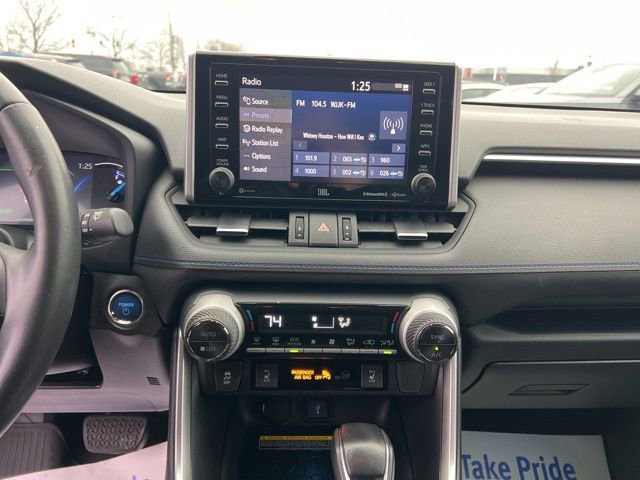 Used 2020 Toyota RAV4 XSE image 16