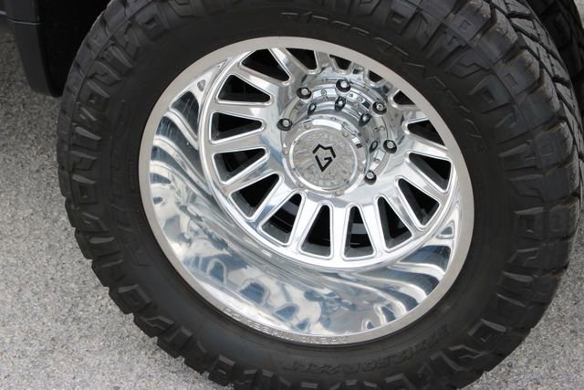 Used 2025 Chevrolet Silverado 3500 High Country w/ Technology Package image 18