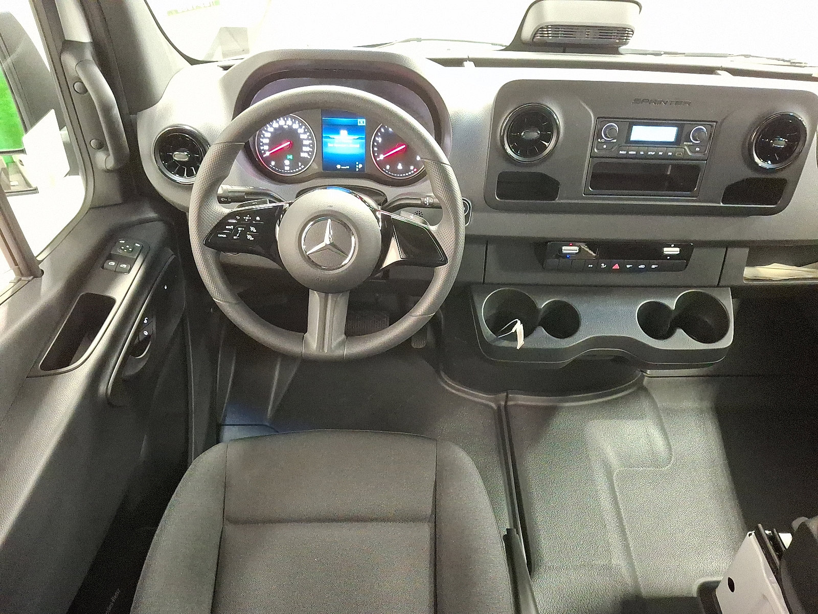 New 2025 Mercedes-Benz Sprinter 2500 image 13