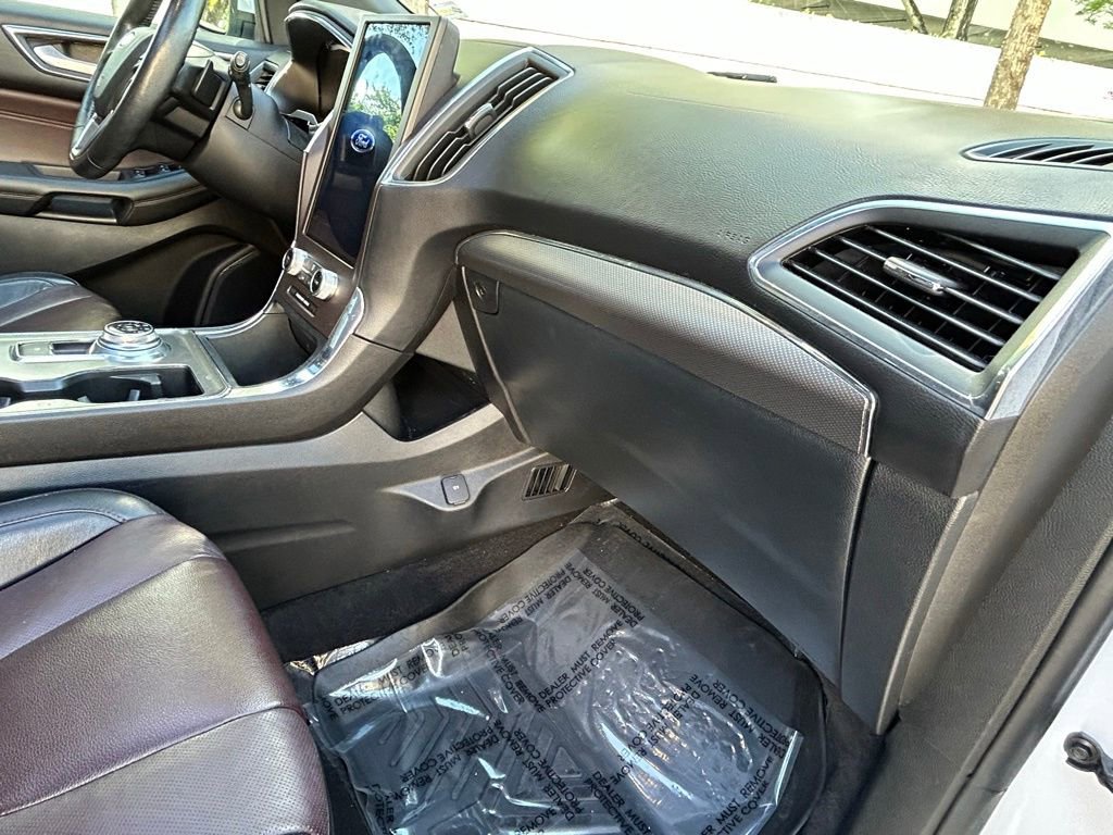 Used 2021 Ford Edge Titanium w/ Equipment Group 301A image 34