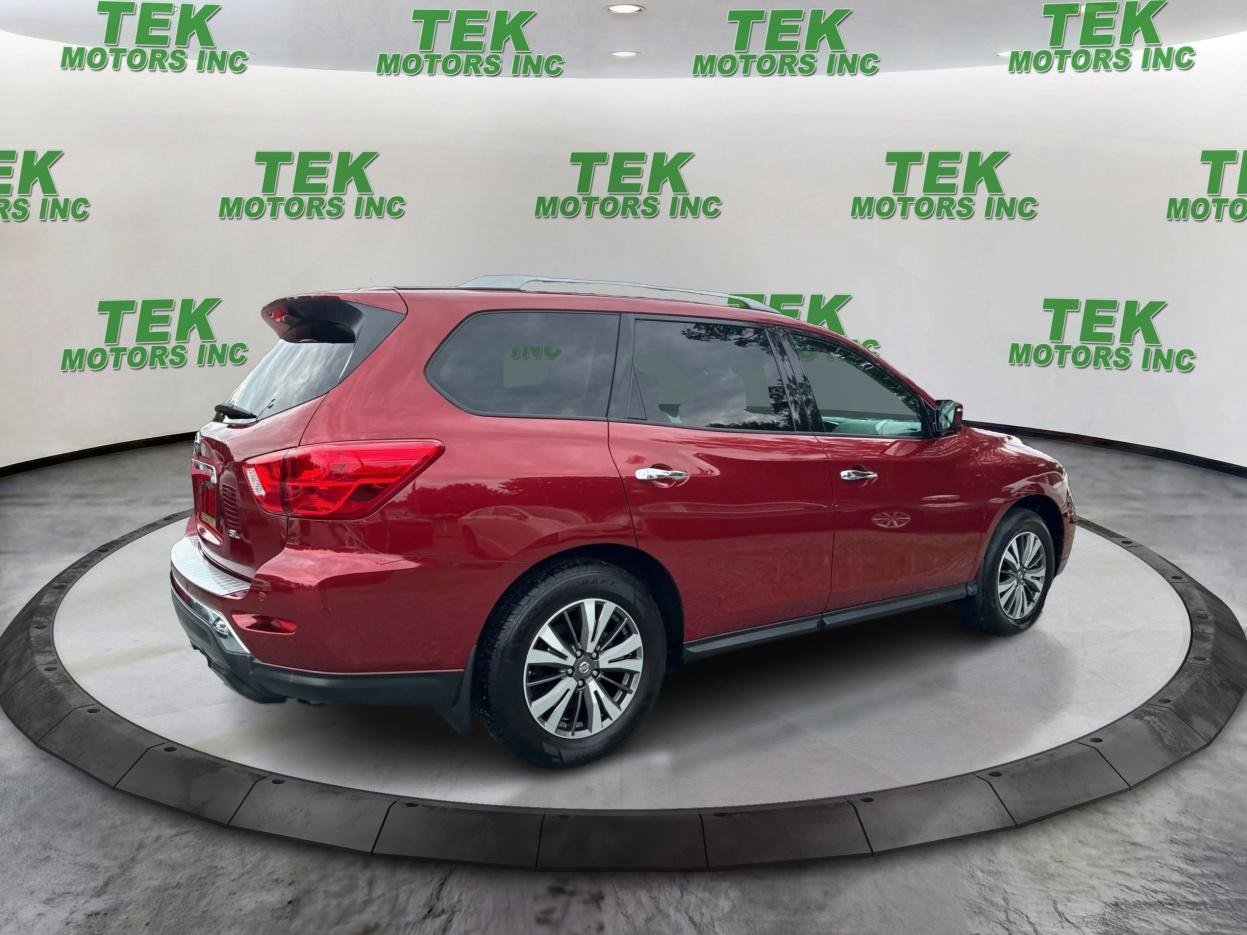 Used 2017 Nissan Pathfinder SL w/ SL Premium Package FWD image 6
