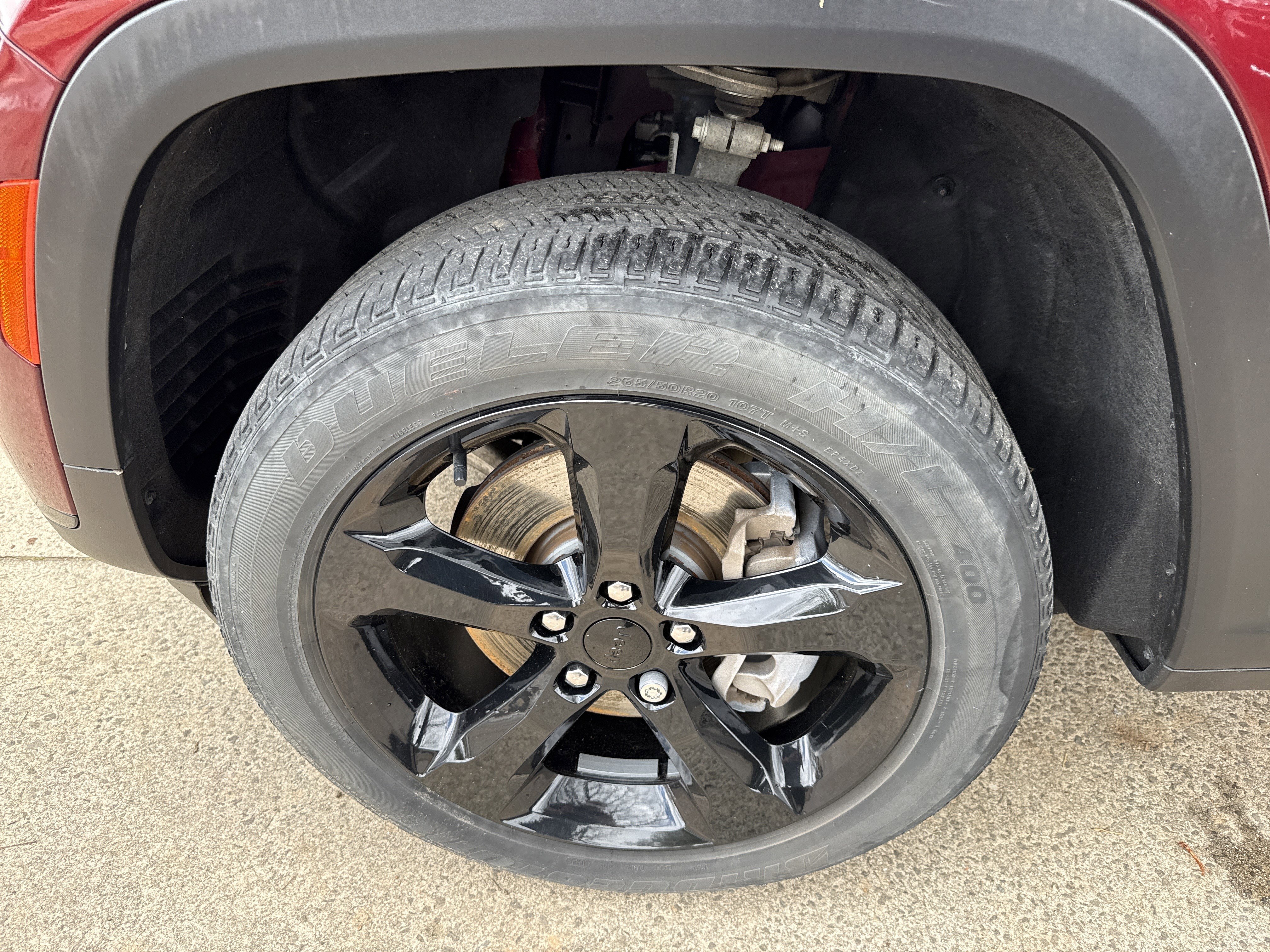 Used 2023 Jeep Grand Cherokee L Laredo image 11