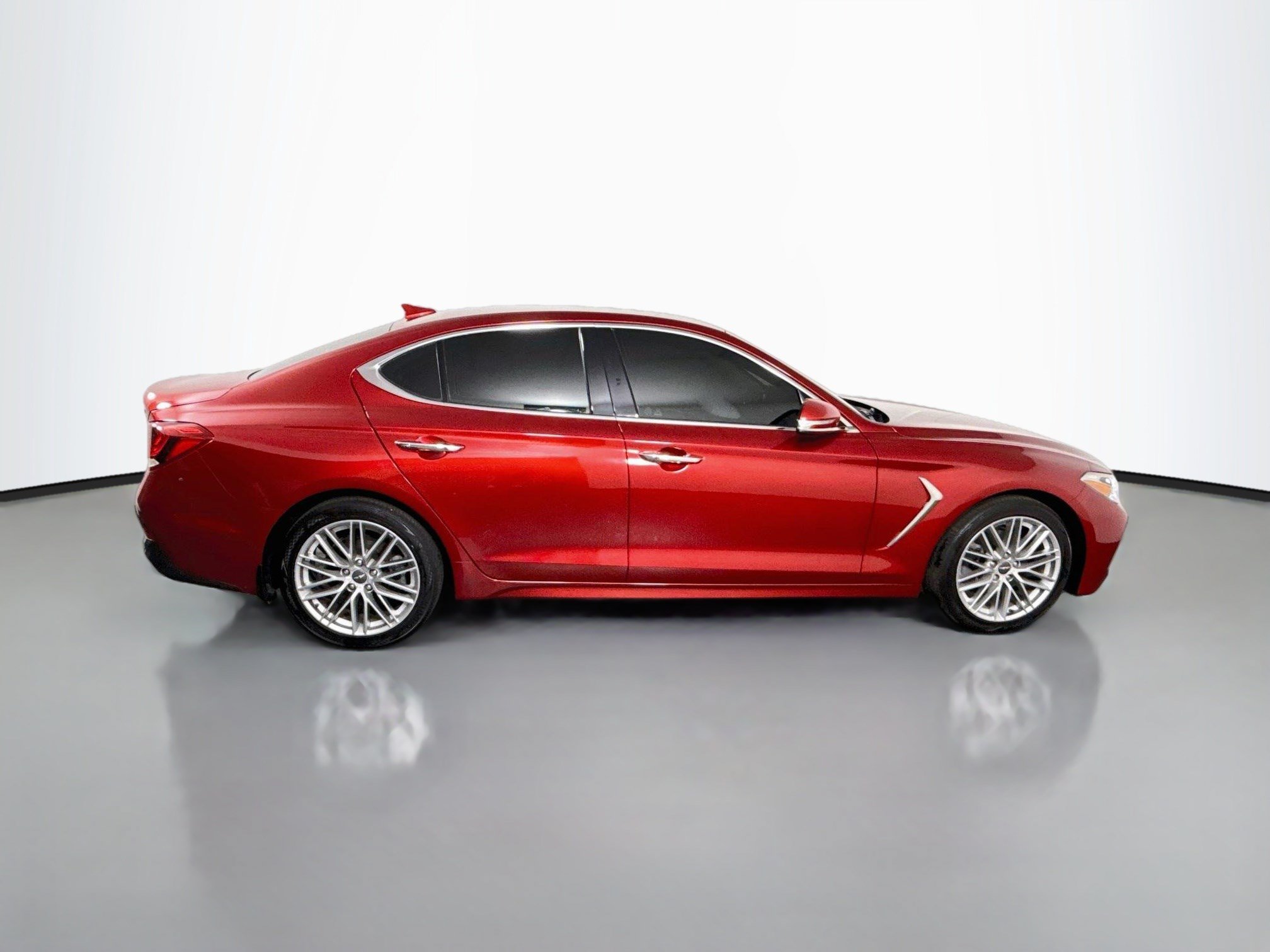 Used 2021 Genesis G70 2.0T RWD image 11