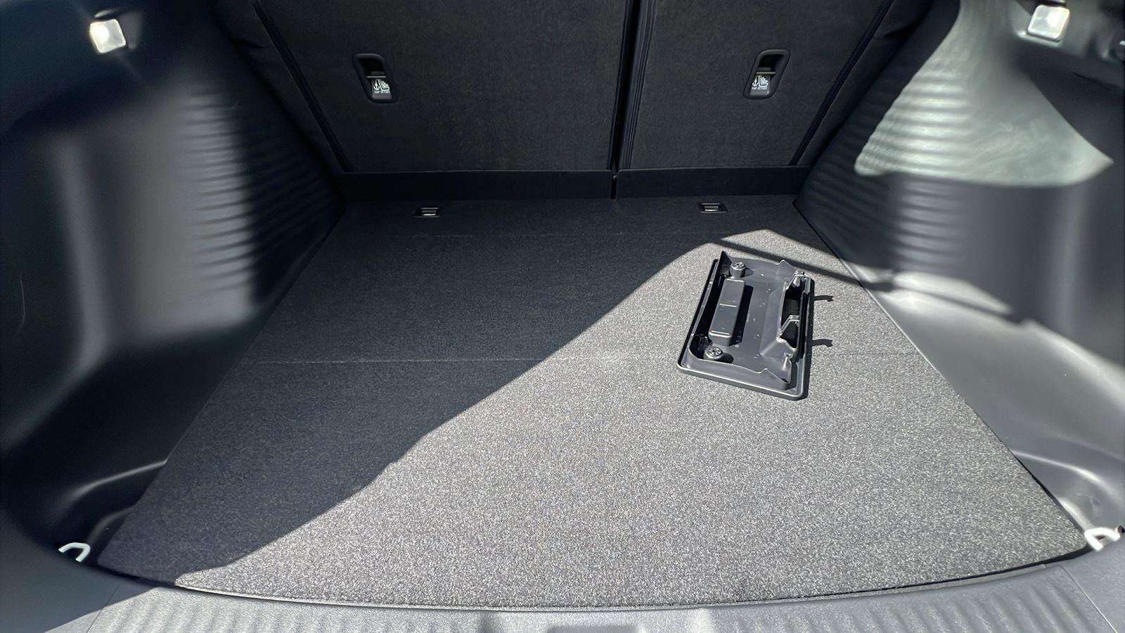 New 2025 Honda HR-V LX image 16