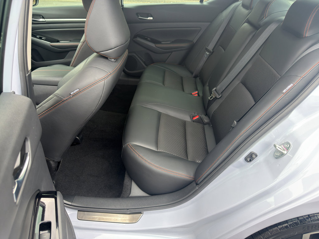 Certified 2025 Nissan Altima 2.5 SR image 29