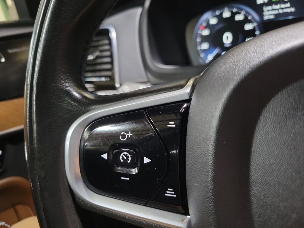 Used 2020 Volvo XC90 T8 Inscription image 15