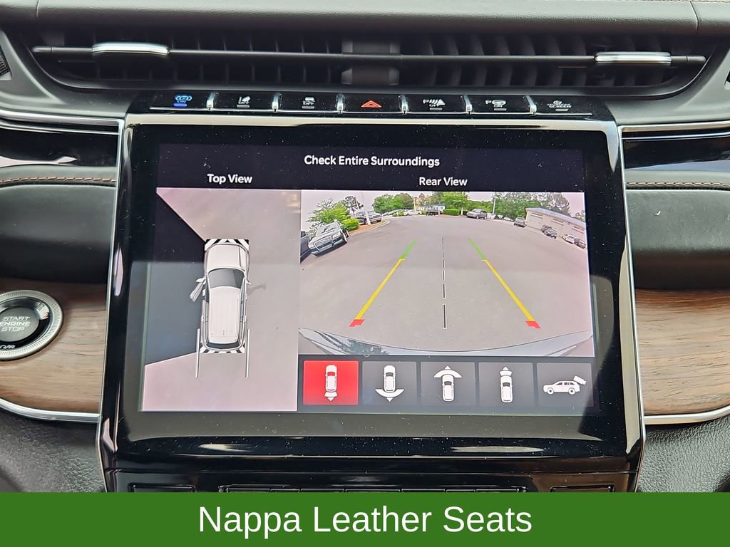 Used 2022 Jeep Grand Cherokee Summit AWD/4WD image 19