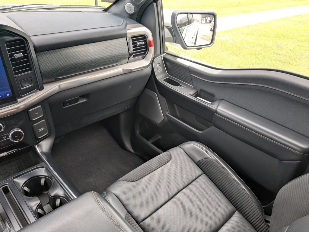Used 2023 Ford F150 Raptor w/ Raptor Carbon Fibre Package AWD/4WD image 19