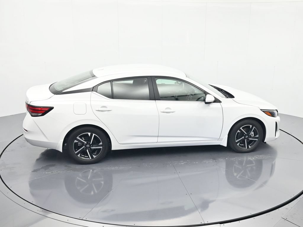 Used 2024 Nissan Sentra SV FWD image 31