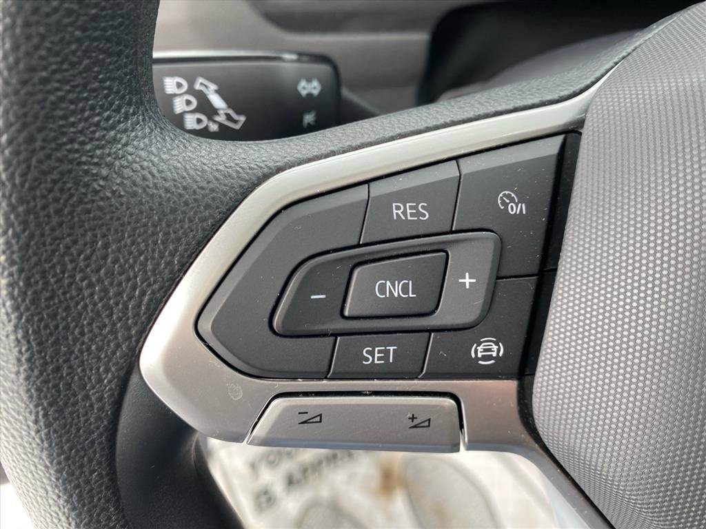 Used 2022 Volkswagen Tiguan S image 18