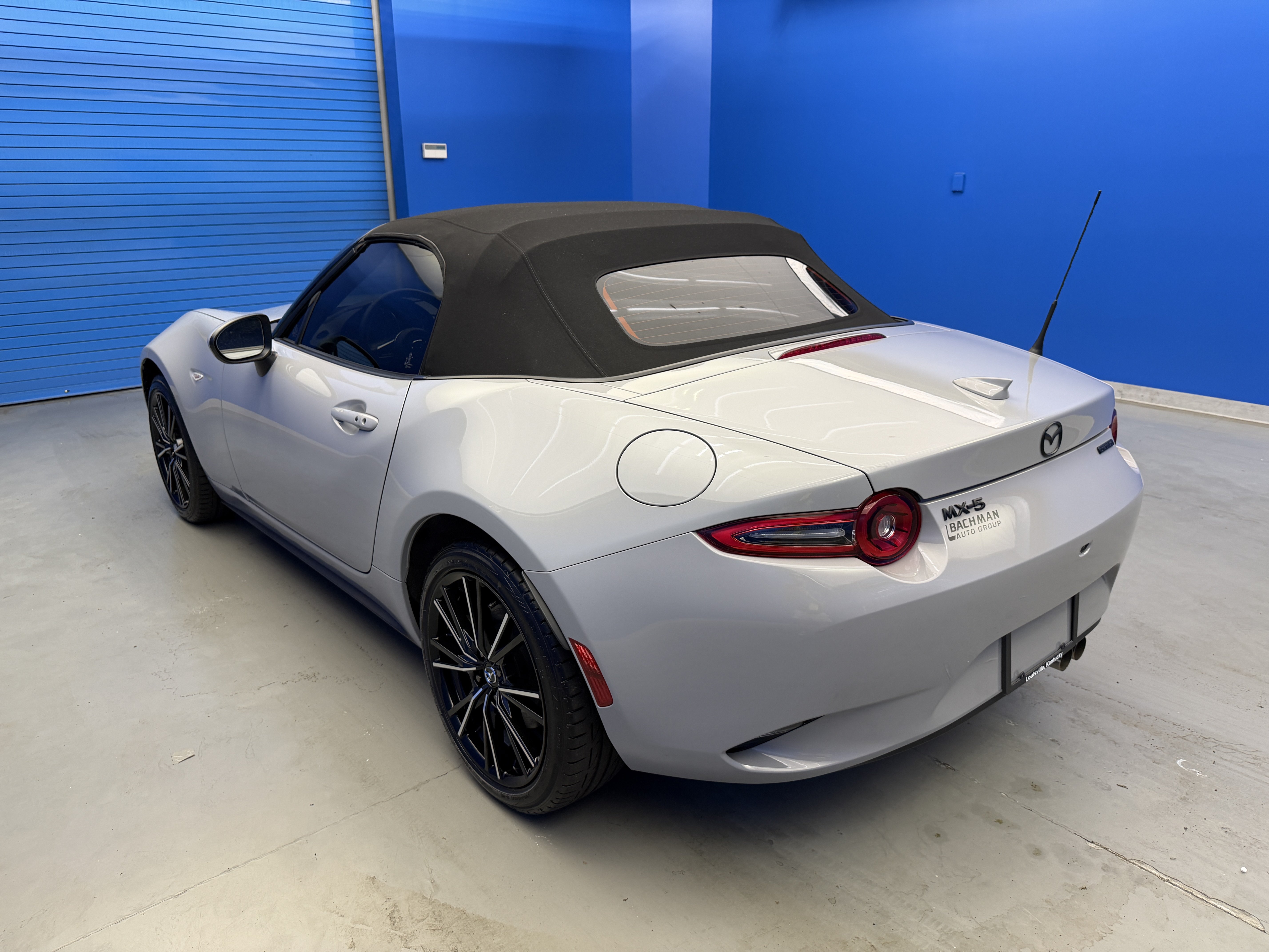 Used 2025 MAZDA MX-5 Miata Grand Touring w/ Weather Package RWD image 5
