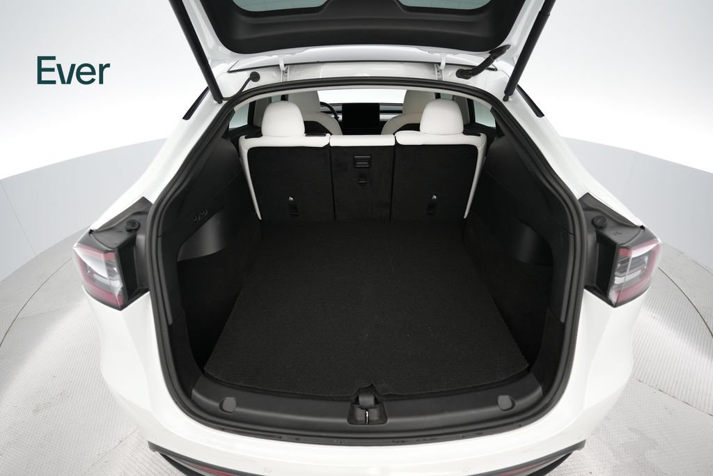 Used 2022 Tesla Model Y Performance AWD/4WD image 8