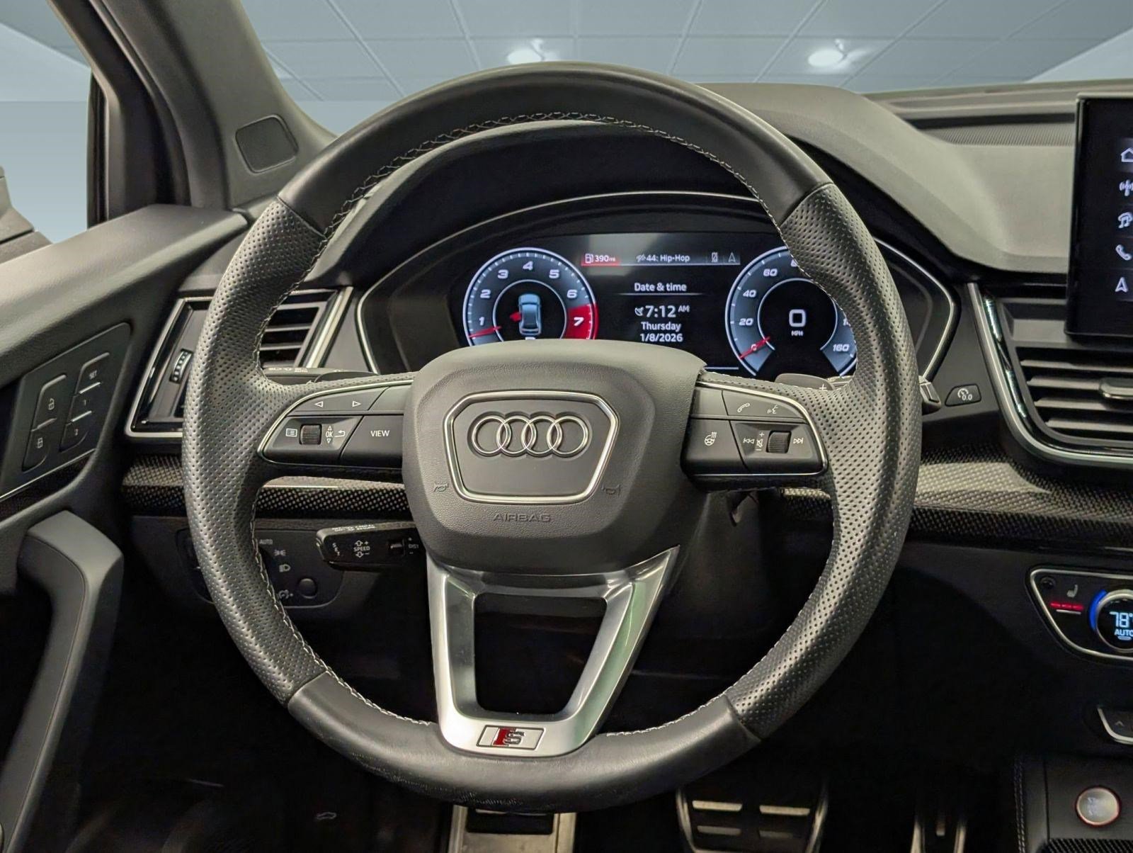 Used 2024 Audi SQ5 Premium Plus w/ Premium Plus Package image 17