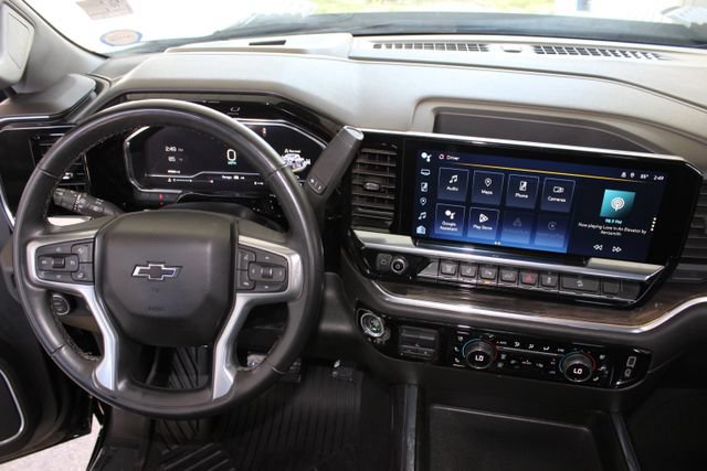 Used 2024 Chevrolet Silverado 2500 LTZ w/ LTZ Plus Package AWD/4WD image 28