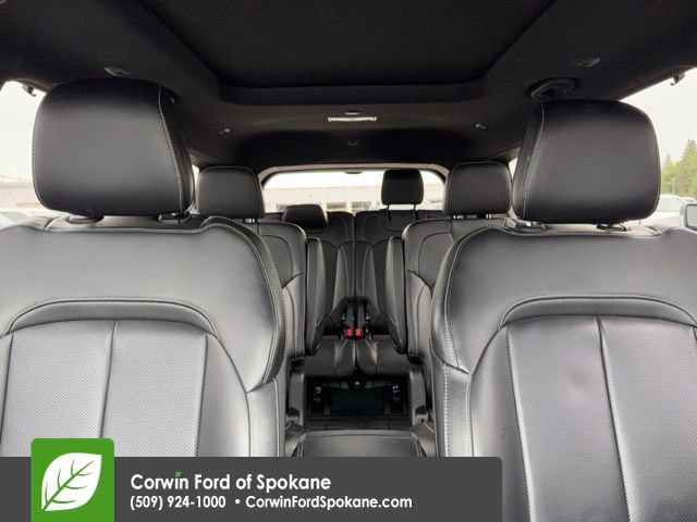 Used 2024 Jeep Grand Cherokee L Limited w/ Luxury Tech Group II AWD/4WD image 39