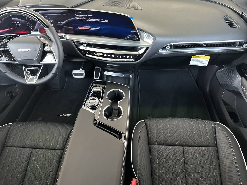 New 2026 Cadillac Lyriq V w/ Exterior Carbon Fiber Package AWD/4WD image 19