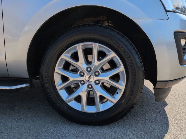 Certified 2021 Ford Expedition XLT image 11