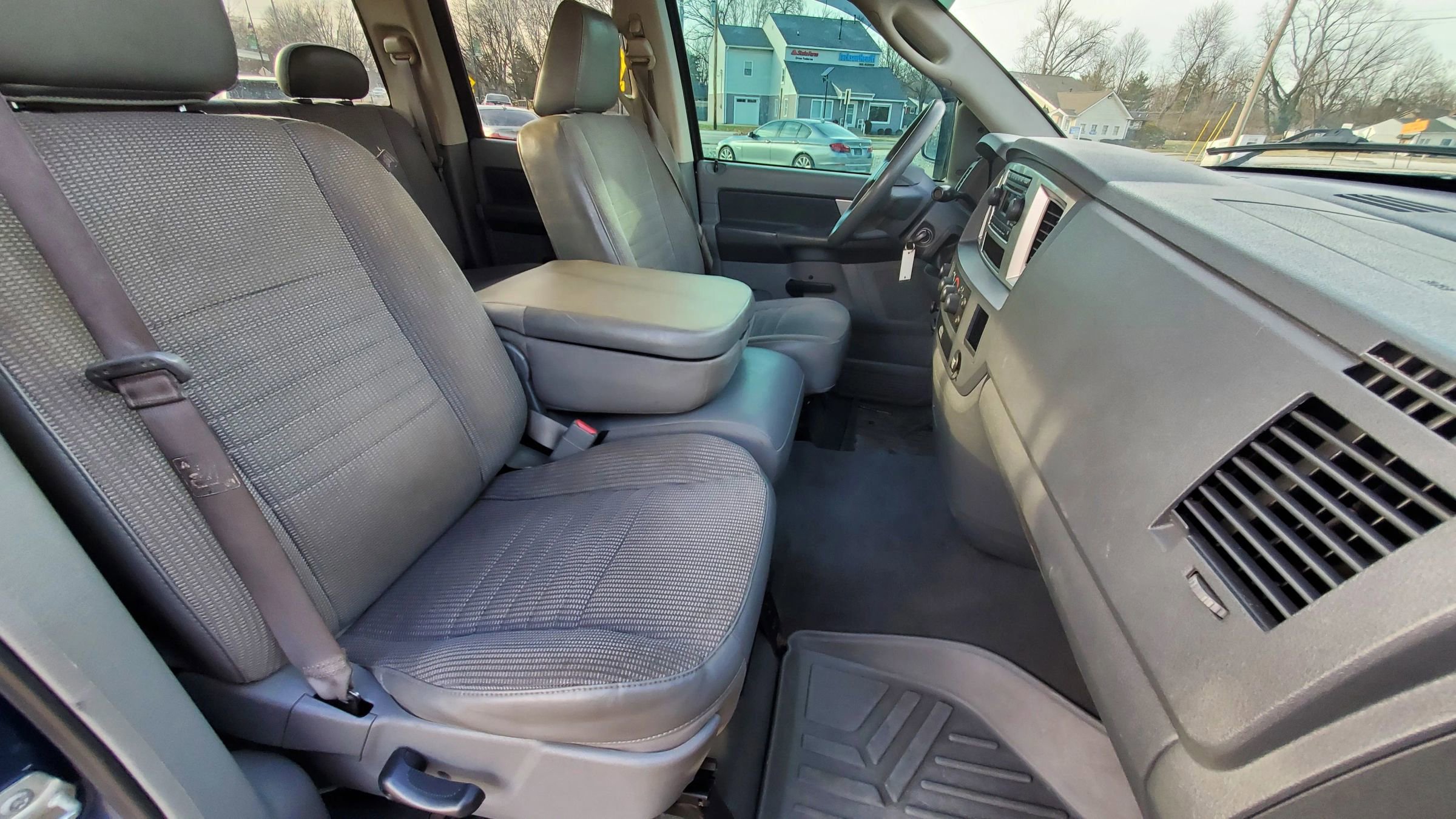 Used 2008 Dodge Ram 1500 Truck SLT image 29