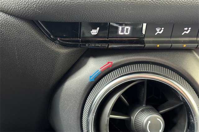 Used 2025 Chevrolet Blazer LT image 29