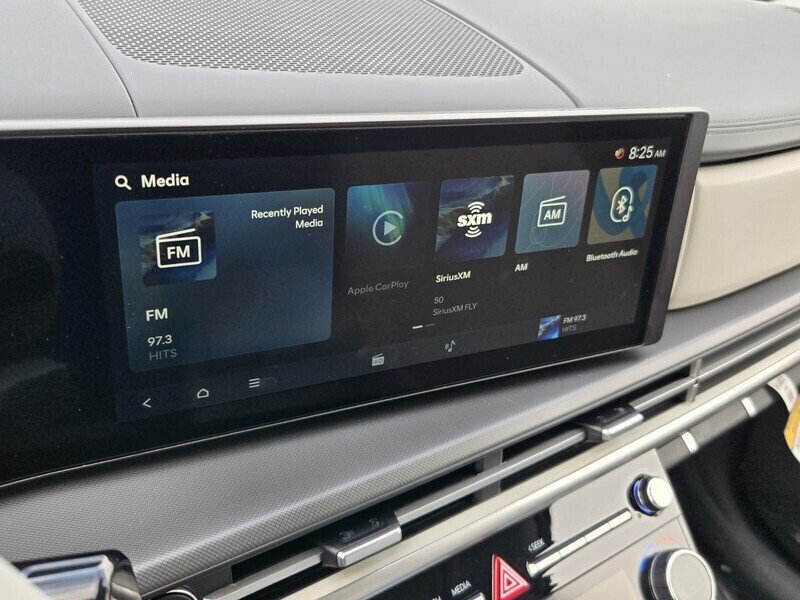 New 2026 Hyundai Santa Fe SE FWD image 9