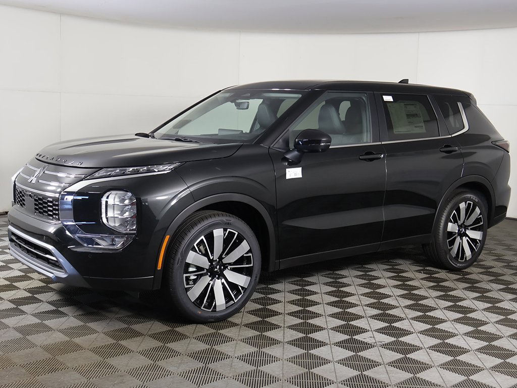 New 2025 Mitsubishi Outlander SE image 11