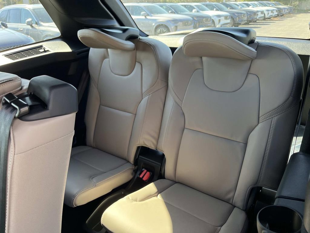 New 2026 Volvo XC90 T8 Ultra w/ Lounge Package AWD/4WD image 20