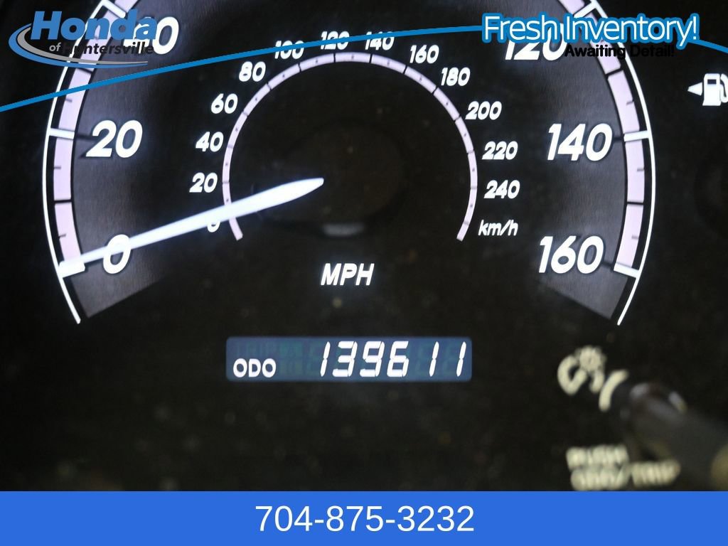 Used 2011 Toyota Avalon Limited FWD image 11