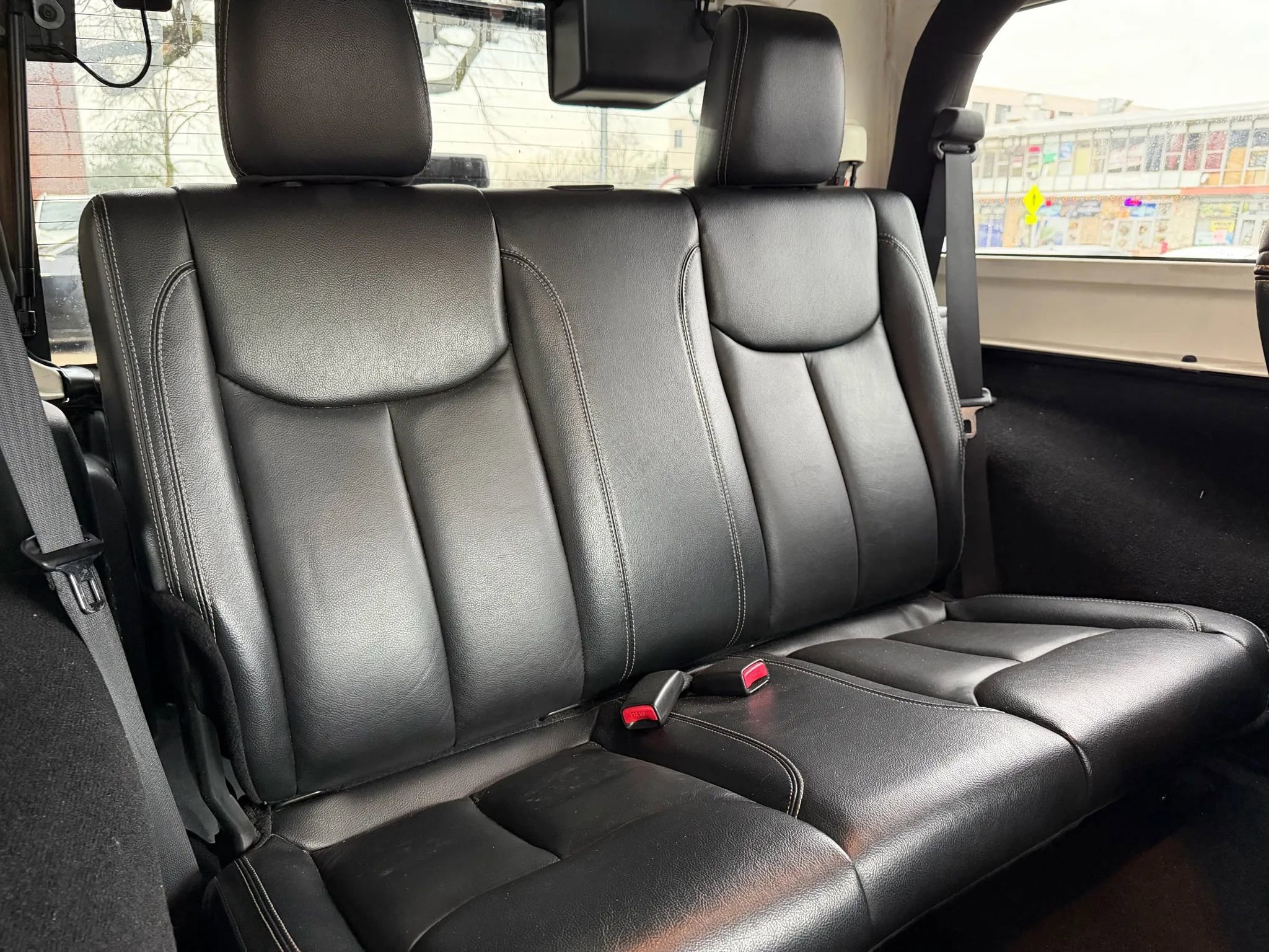 Used 2015 Jeep Wrangler Rubicon image 14