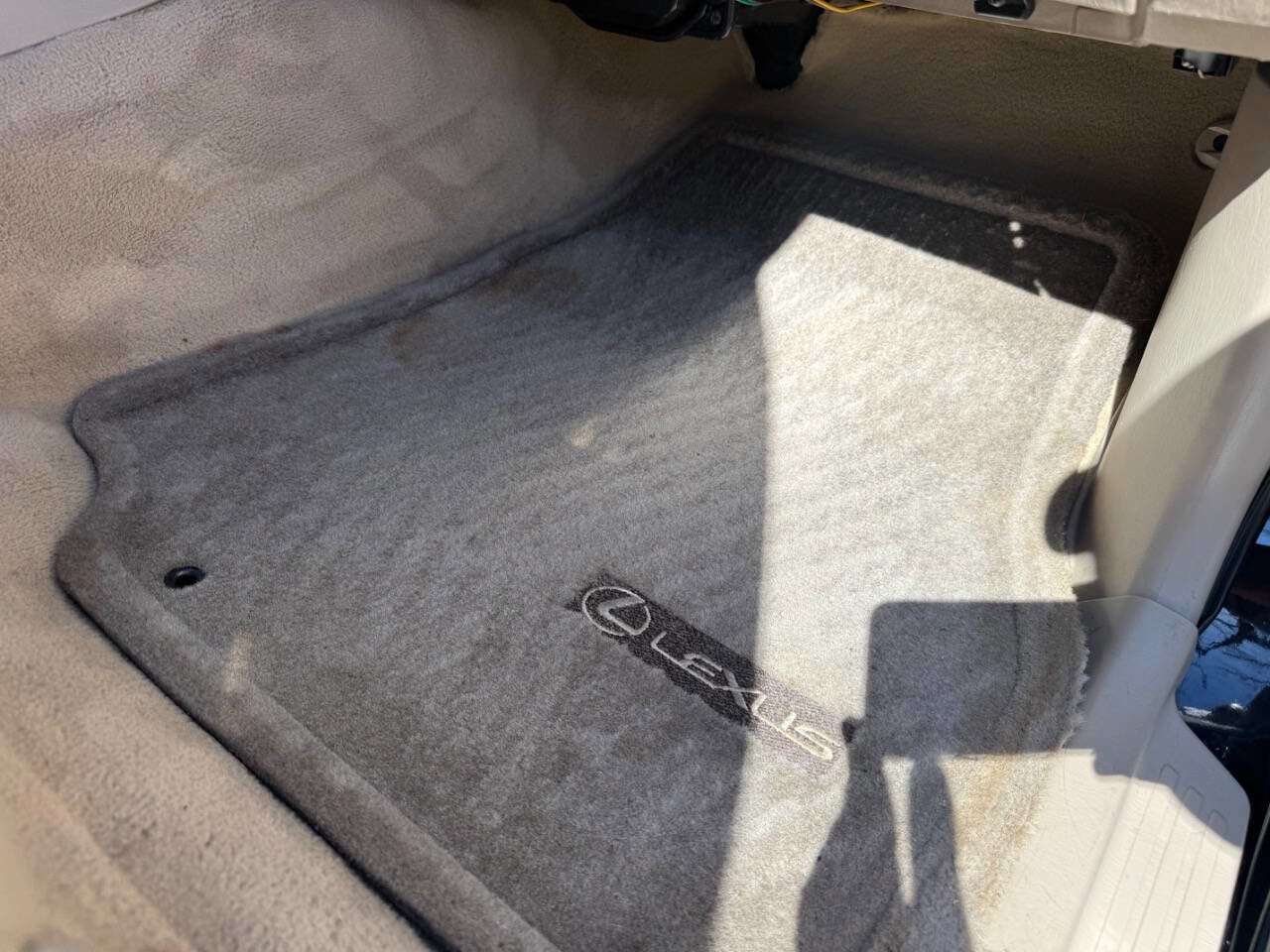 Used 2001 Lexus LX 470 4WD image 44