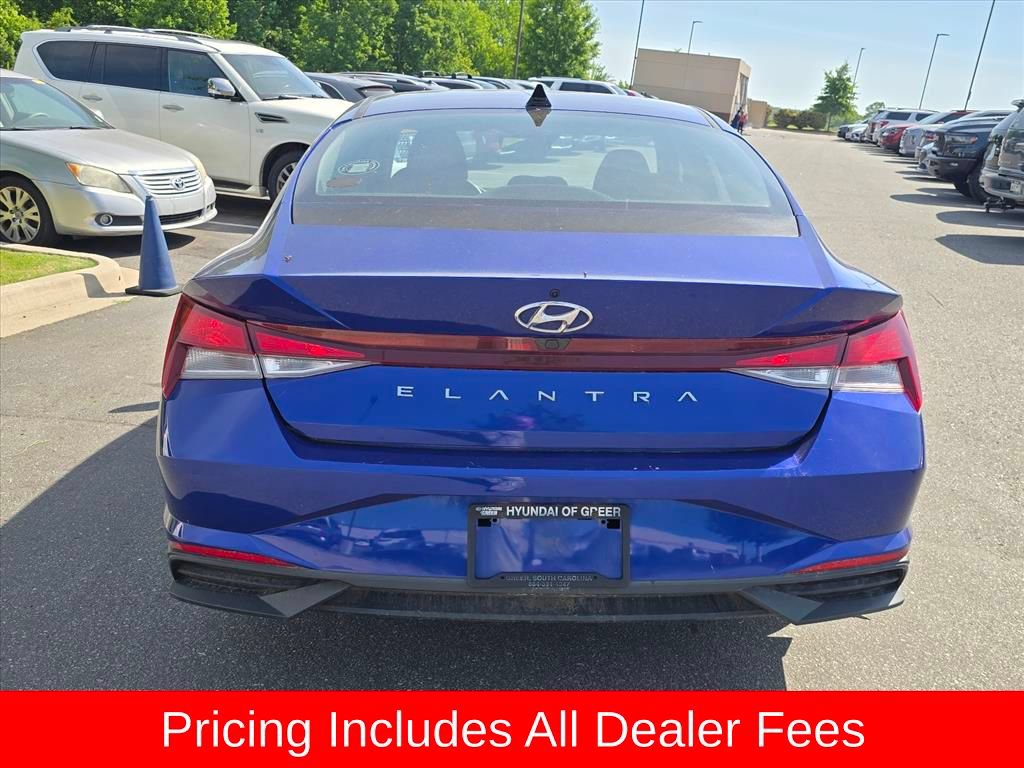 Used 2022 Hyundai Elantra SEL FWD image 4