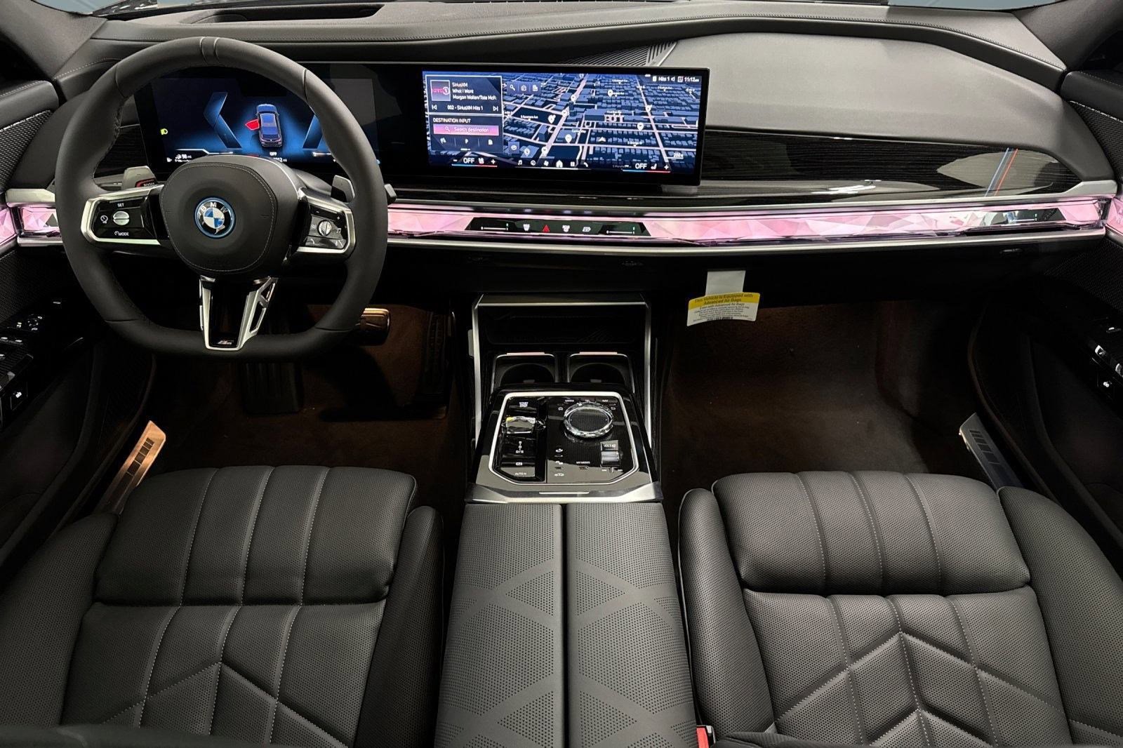 New 2026 BMW 750e xDrive image 16