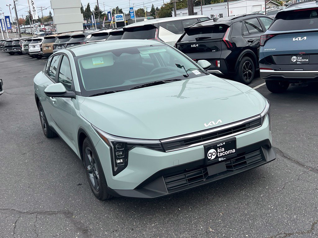 Certified 2025 Kia K4 FWD image 5