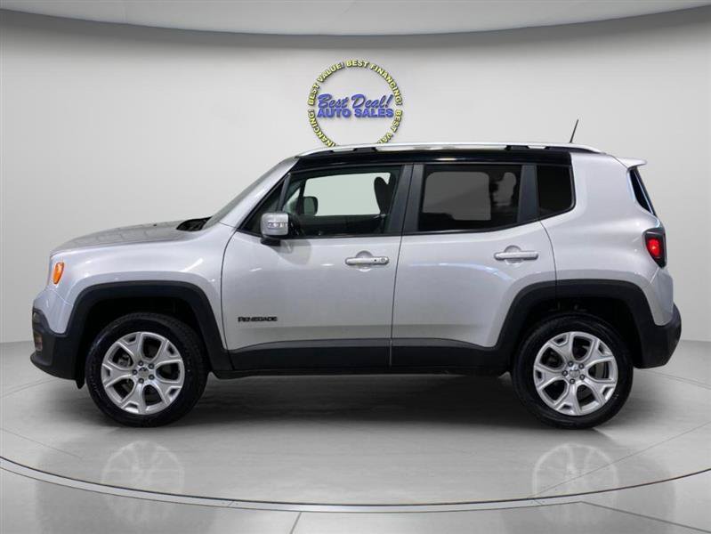 Used 2018 Jeep Renegade Limited w/ UConnect 8.4 Nav Group AWD/4WD image 2