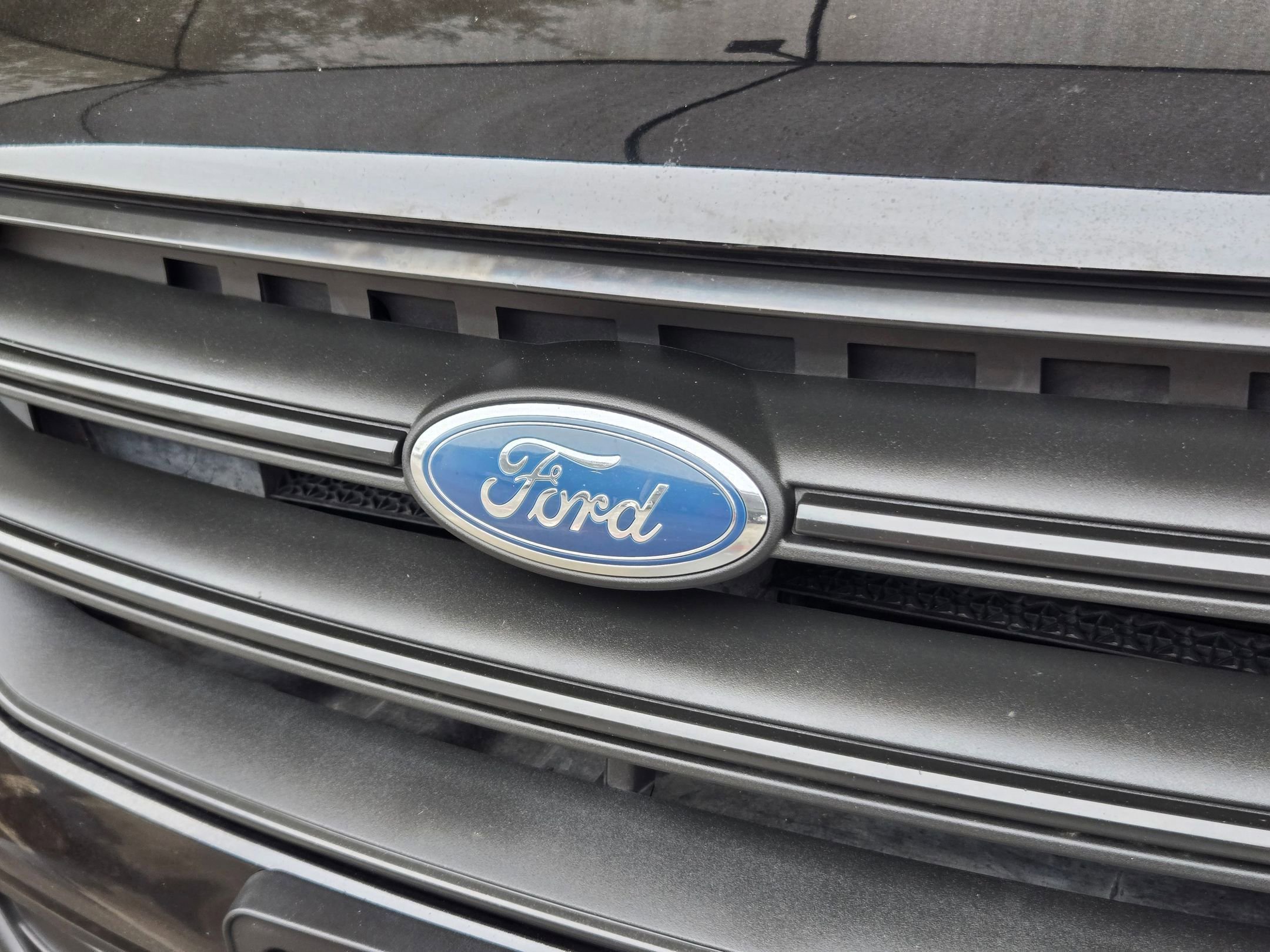 Used 2018 Ford Escape S FWD image 4
