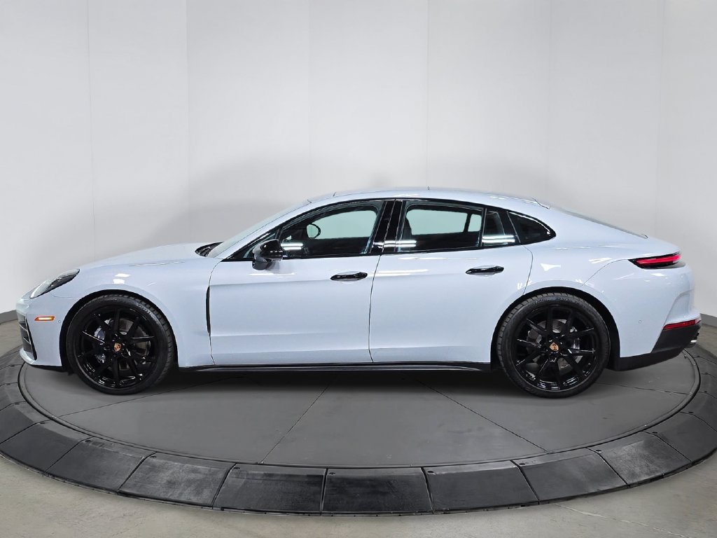 Certified 2026 Porsche Panamera RWD image 2