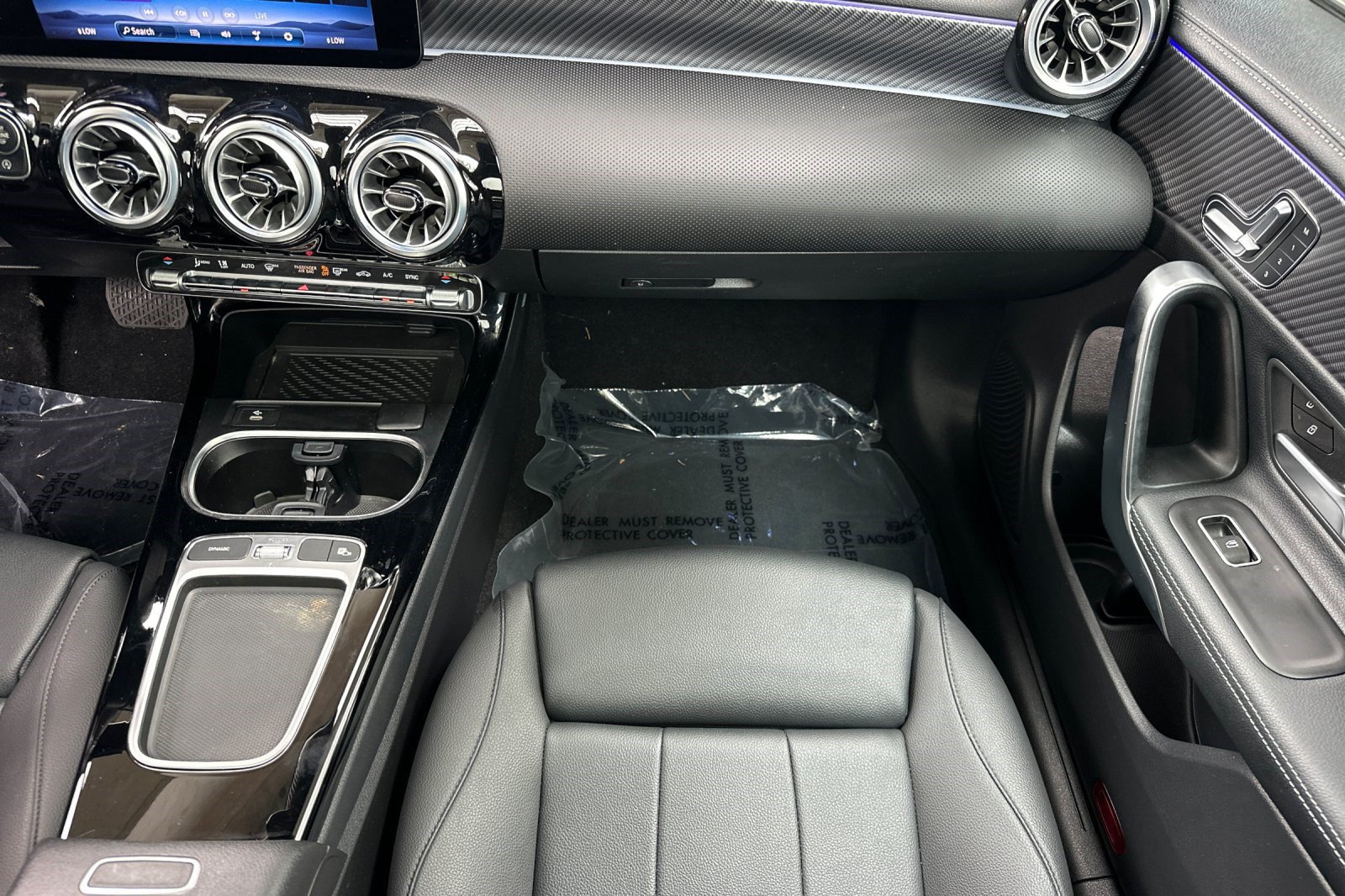 Certified 2025 Mercedes-Benz CLA 250 4MATIC image 31