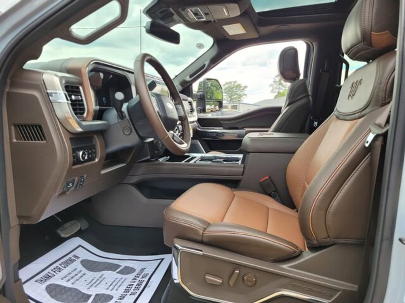 New 2025 Ford F250 King Ranch w/ Chrome Package image 5